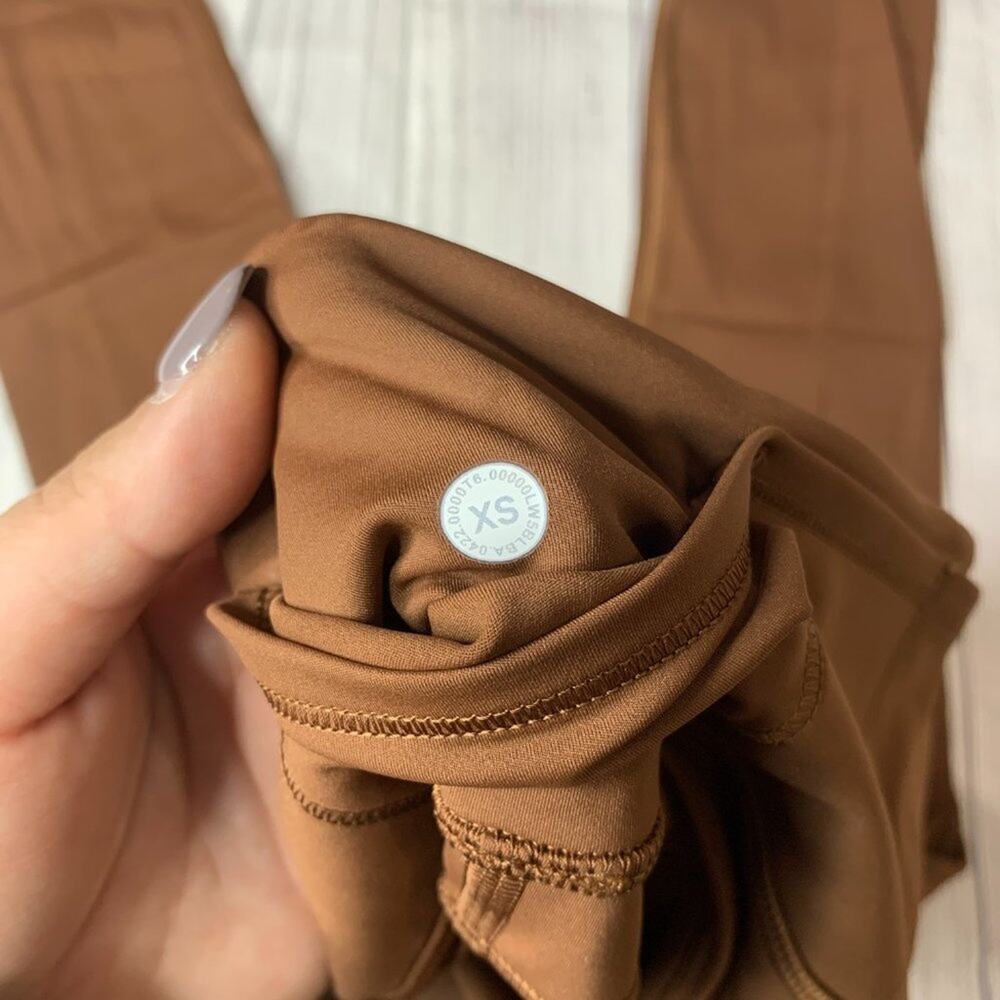 Lululemon Roasted Brown Fast & Free 24" Tight Asia Fit Size XS/US Size 0 - Picture 8 of 9